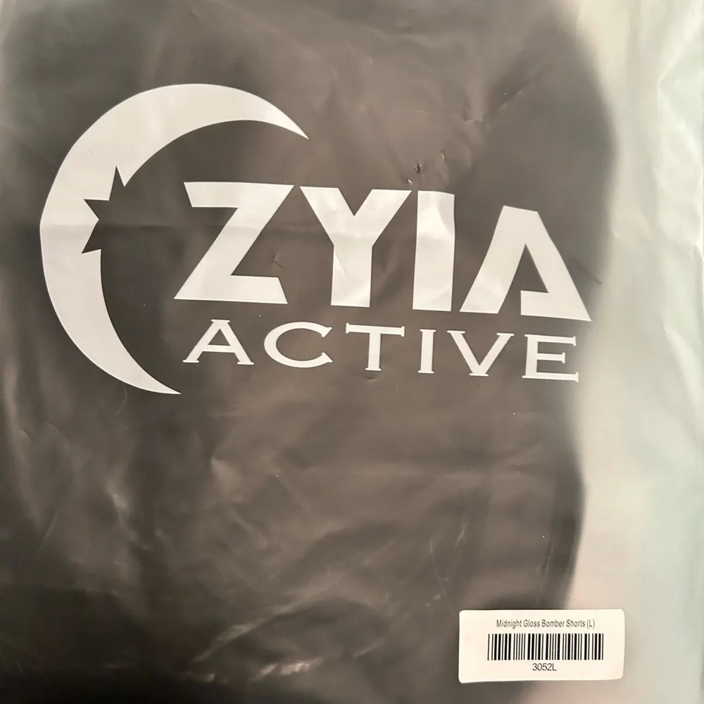 NWT ZYIA Active Shorts Midnight Black Gloss Bomber Nylon Lined Womens large - Picture 3 of 4